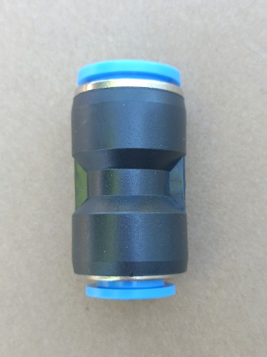 Pneumatický redukčný zásuvný konektor 16 - 12mm PG 16-12