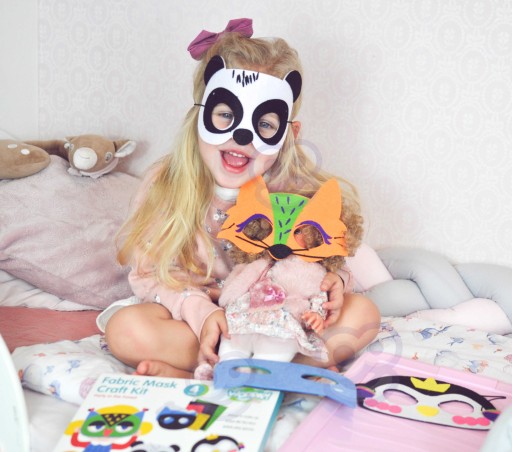 KREATÍVNA SÚPRAVA DIY MASiek Urob si sám 4ks WOOPIE
