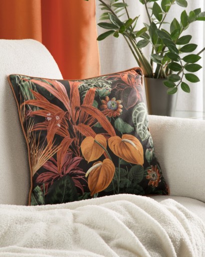 Dekoratívna obliečka na vankúš 45x45 Velvet s kvetmi Velvet 104