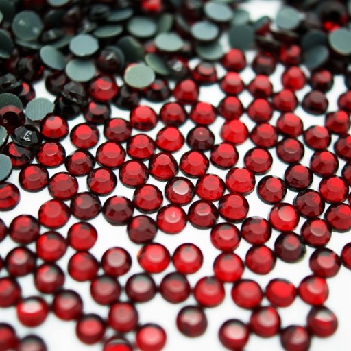 Termo kamienky tmavočervené 5mm 500ks