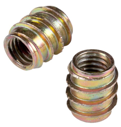 Skrutkovacie puzdro M8 x 15 mm bez nákružku na drevo