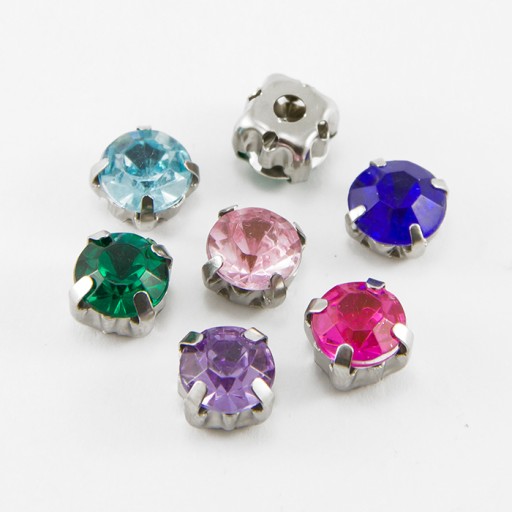 Kamienky na šitie v košíku Akryl 8x8x6mm 10 ks