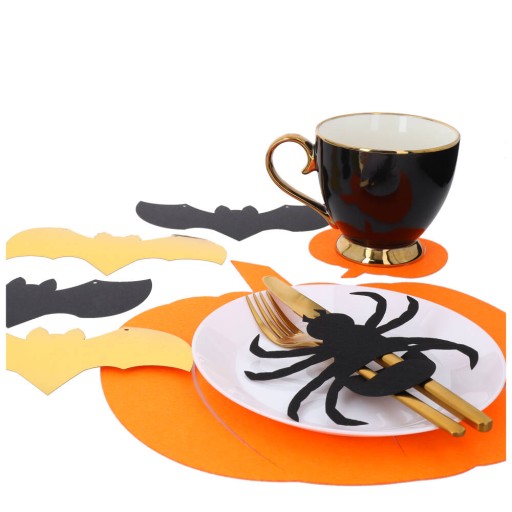 Prestieranie, stolové dekorácie, halloweenske tekvice, halloweenske dekorácie