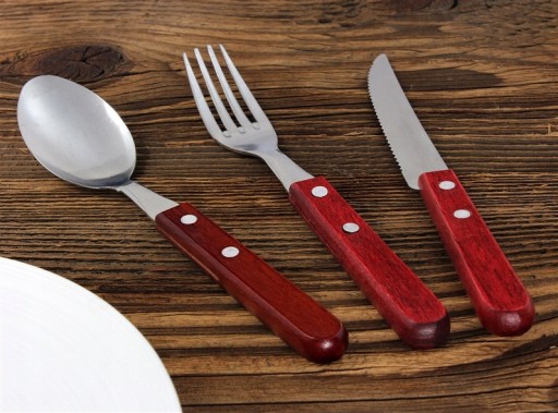 komm/k33 sada 3 drevených vidličiek na grilovanie steakov