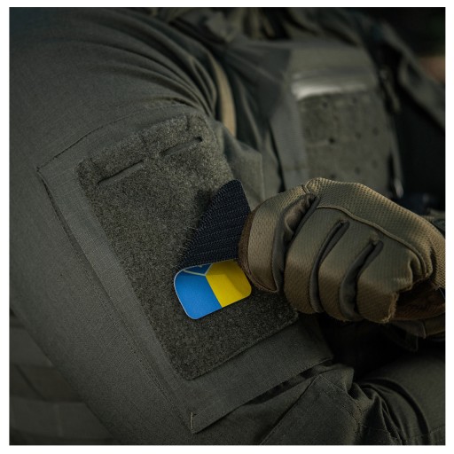 VELCRO NÁŠIVKA UKRAINE FLAG VERTIKÁLNY PLÁŠŤ M-TAC FLUORESCENT