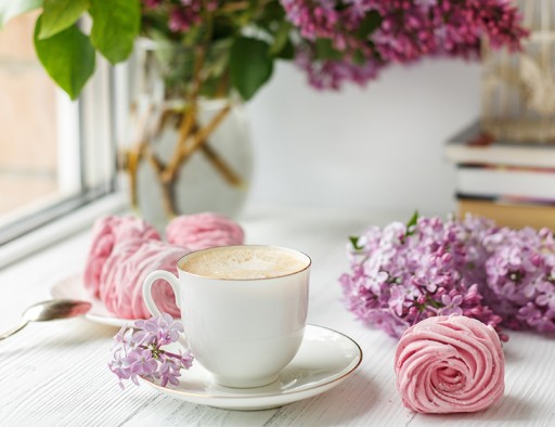 Cappuccino Candy Shop s príchuťou francúzskych makróniek 110 g
