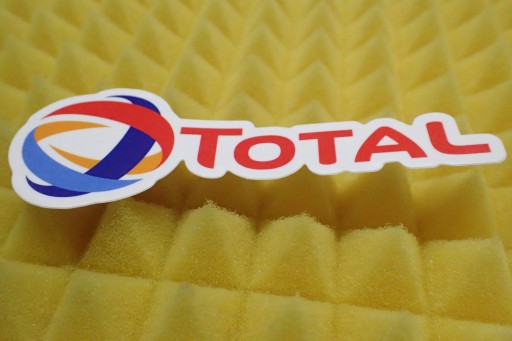 TOTAL NÁLEPKA NÁLEPKA 11,4 x 4,1 cm