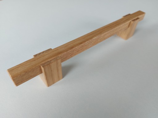 Drevená nábytková úchytka Zábradlie, dĺžka 166mm, šírka 96mm