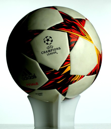 Stojan na futbal, lopty, držiak Plexi B