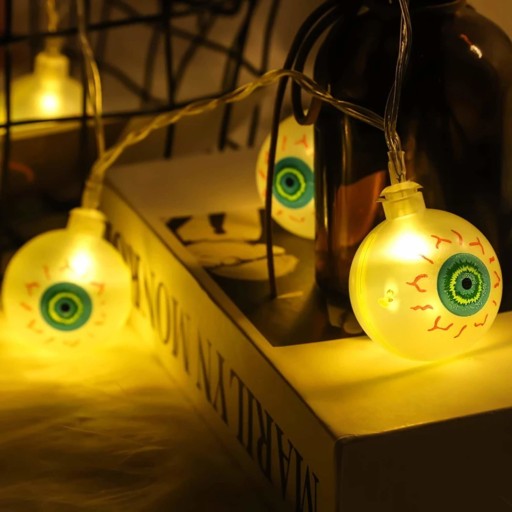 HALLOWEENSKÉ LED SVETLÁ NA REŤAZI DEKORATÍVNE OČI 10 KS