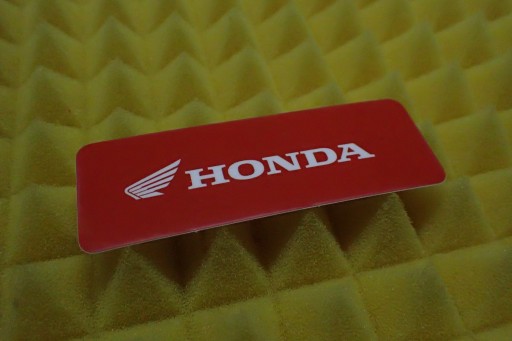 NÁLEPKA HONDA NÁLEPKA 8,6 x 3 cm
