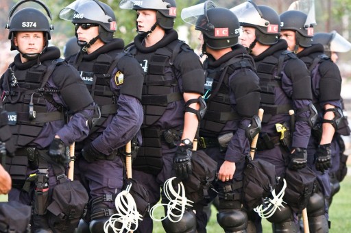 Putá Policajný náramok 12/700 mm HRUBÝ SILNÝ