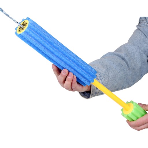 PENOVÁ RÚRA 30x5 STRIEKAČKA VODNÁ PISTOLA VLNOVANÉ VODNÉ ČERPADLO