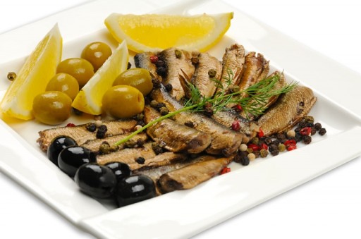 ŠPROTY ÚDENÉ V RASTLINNOM OLEJI RIGA GOLD 240g
