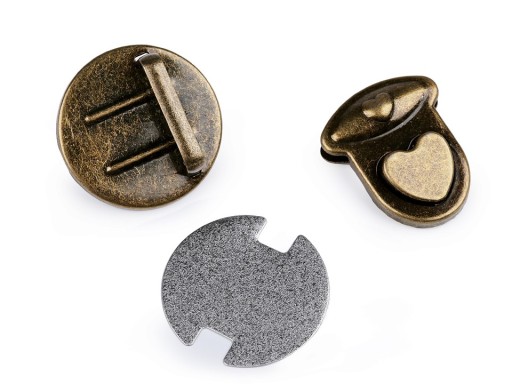 Spona na tašku srdce tašky 30x32mm mosadz