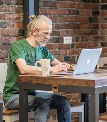 Kozmetická maska na tvár Vitberg Mini Shield 1 ks S Čierna