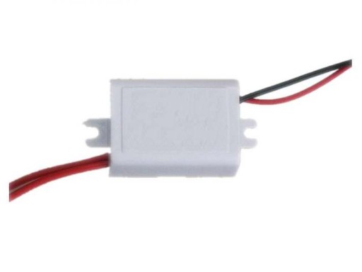 MINIATÚRNY LED ZDROJ 12VDC 8W PRE KRABIČKU 50/60
