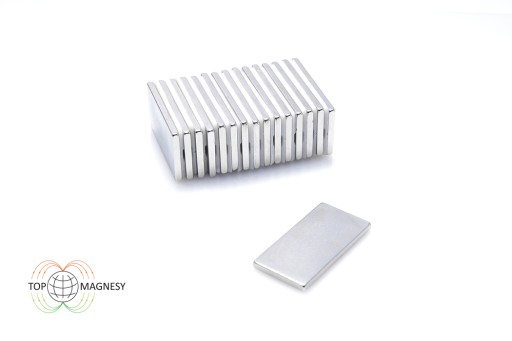 Neodymový tanierový magnet MPŁ 30x15x2 N38 5 ks