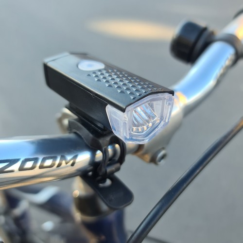 BICYKLOVÁ LAMPA PRE LED BICYKEL PREDNÉ ZADNÉ OSVETLENIE