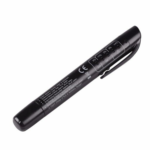 Univerzálny tester brzdovej kvapaliny s 5 LED diódami