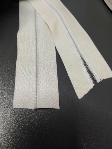 Páska na zips, svetloružový zips, 3mm zips s 2mb lepidlom