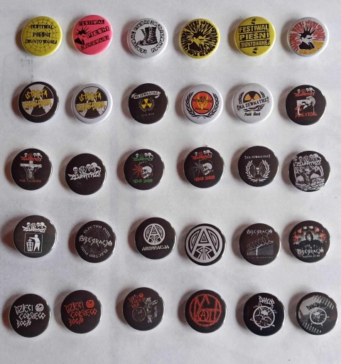BADZIK PUNK METAL ANARCHY PENTAGRAM PIN