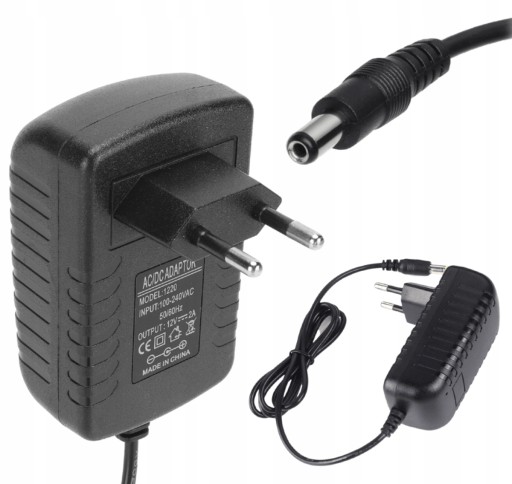 ZÁSUVNÝ ZDROJ 12V 2A DC ZÁSTRČKA 2.1/5.5 240V UNIVERZÁLNA 1M