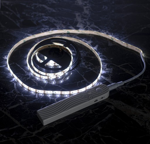 LED PÁSKOVÁ LAMPA SNÍMAČ POHYBU BATÉRIOVÝ SNÍMAČ POHYBU 1m