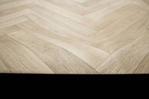šírka 1 m TEXAS NOVINKA PVC KOBEREC AKO PRUHOVÉ DOSKY HERRINGBONE BÉŽOVÁ