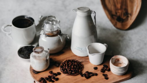 Džbán, Džbán na MLIEČNOSŤ, PORCELÁN