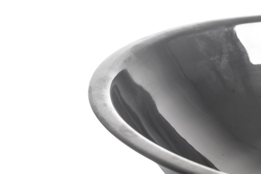 TANIER OVÁLNY TANIER Hlboký KOVOVÝ STRAVOVAČ Z ocele 28cm