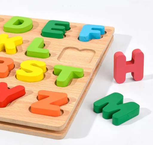 DREVENÉ PÍSMENÁ ABECEDA HÁDANKA VZDELÁVACIE HLADÁČKY TRIEDAČ PUZZEL DARČEK NA UČENIE