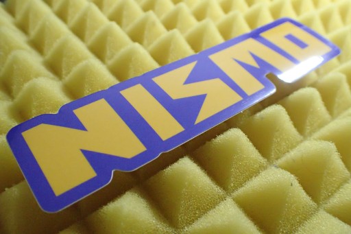 NISMO NÁLEPKA NÁLEPKA 13,5 x 3,4 cm