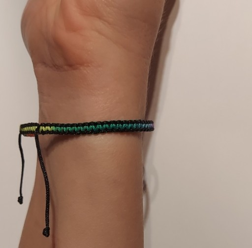 DÚHOVÝ NÁRAMOK ŠŤASTIA PRIATEĽSTVO FAREBNÝ MACRAME RUŽOVÝ
