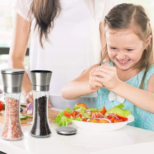 MLYNÚK NA MLETIE PAPRIKA SOĽ KORENIA KÁVA INÉ