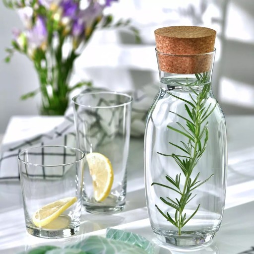 Karafa na vodu/šťavu s prírodným korkom, 1000 ml