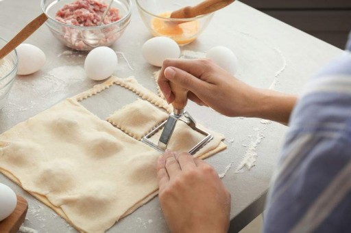 KRÁJAČ RAVIOLI NA Štvorcové Knedličky COOKIES