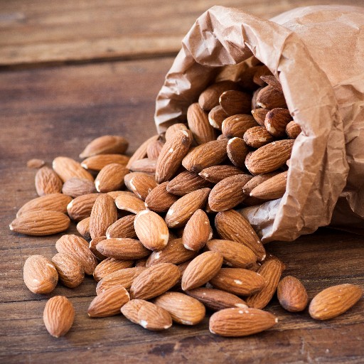 Čerstvé prírodné BIO KETO MANDLE Diet Large Whole 120g Certifikát