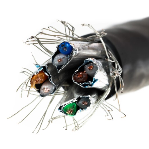 Telegartner - čierny krútený párový kábel CAT7 SFTP Linka