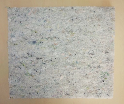 PLSTENÁ PODLOŽKA NA ZAHREJOVANIE ULA 40X40 cm 1000g/m2