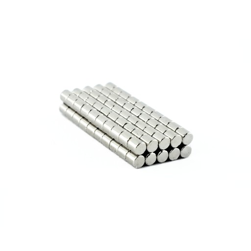 VALEC NEODYMOVÝ MAGNET 1,5 x 1,5 mm