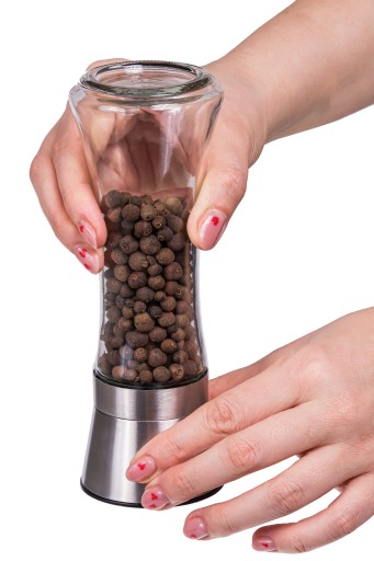 MLYNÚK NA MLETIE PAPRIKA SOĽ KORENIA KÁVA INÉ