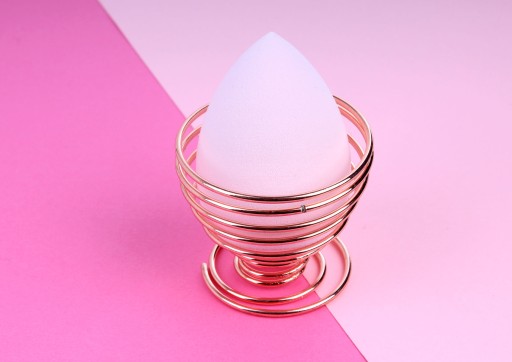 BLENDER ROSE GOLD STOJAN NA MAKEUP SPONG