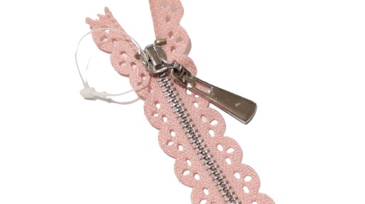 Prelamovaný, nerozoberateľný kovový zips, 16 cm nevädza