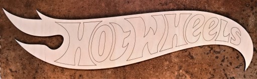 Gravírovaný nápis Hot Wheels, meno dieťaťa, preglejka
