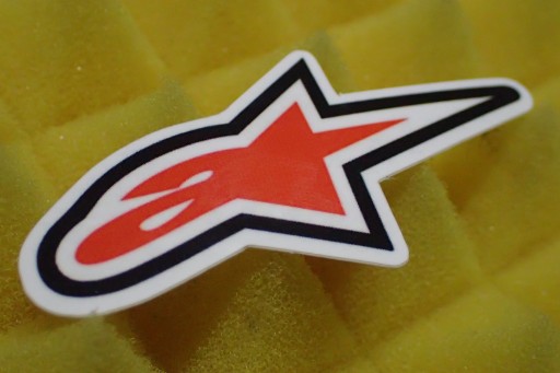 ALPINESTARS NÁLEPKA ALPINESTARS NÁLEPKA 6,2 x 3 cm