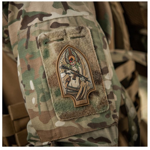 NÁŠIVKA NA VELCRO VALKYRIE SPEAR M-TAC NÁŠAŤ NA MORÁLKY PVC TLAČENÝ COYOTE