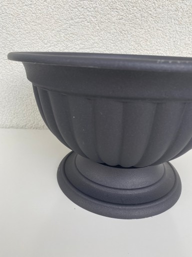 Kryt na misu Kvetináč BLACK TRÁVNIK 26cm