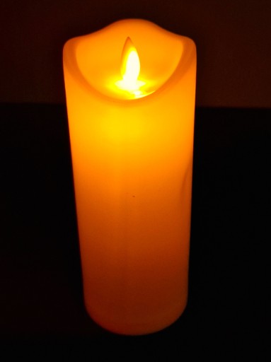 SVIEČKA, LED VLOŽKA DO SVIEČKY, POHYBLIVÝ PLAMEŇ, PREVÁDZKA NA BATÉRIE R6