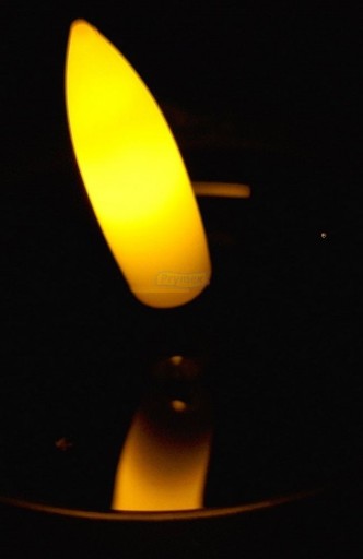 LED sviečka (15x7,5 cm) s batériou napájanou plameňom z čierneho mramoru Cortina